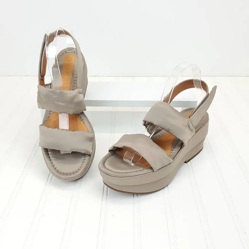 Chie Mihara Platform Sandals Satin Fabric in Sand Color